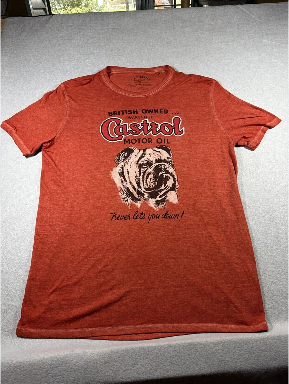 Lucky Brand Men's Castrol Motor Oil British Owned Bulldog Graphic Tee XL 0126